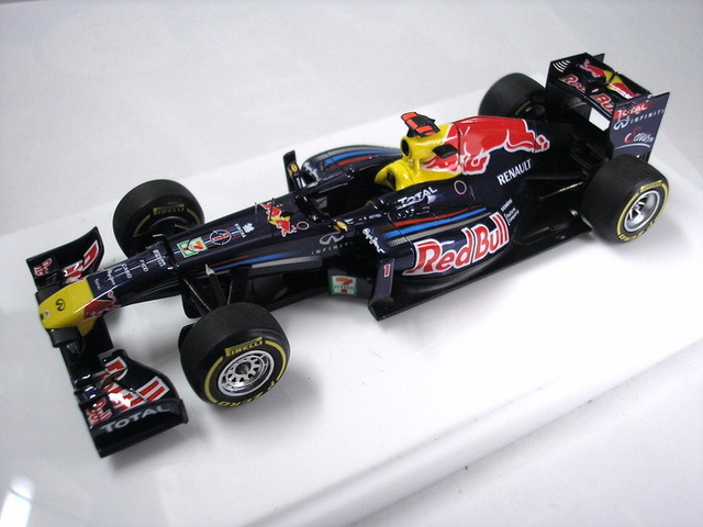 TINAMI - ［モデル］1/43 Red Bull Racing RB7